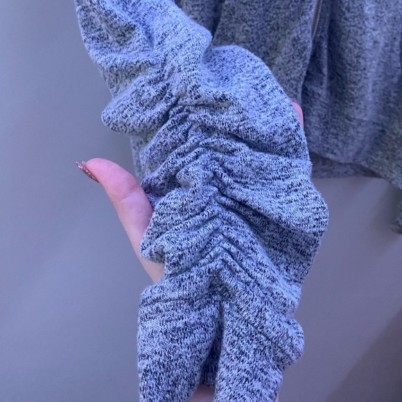 ✨3/$15✨ Garage Zip Up Hoodie - Picture 2 of 2